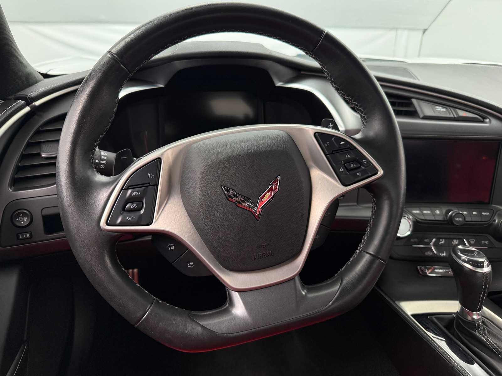 Thumbnail: 2018 Chevrolet Corvette - 3