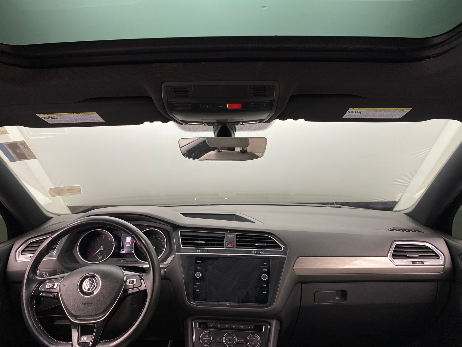 Thumbnail: 2020 Volkswagen Tiguan - 2