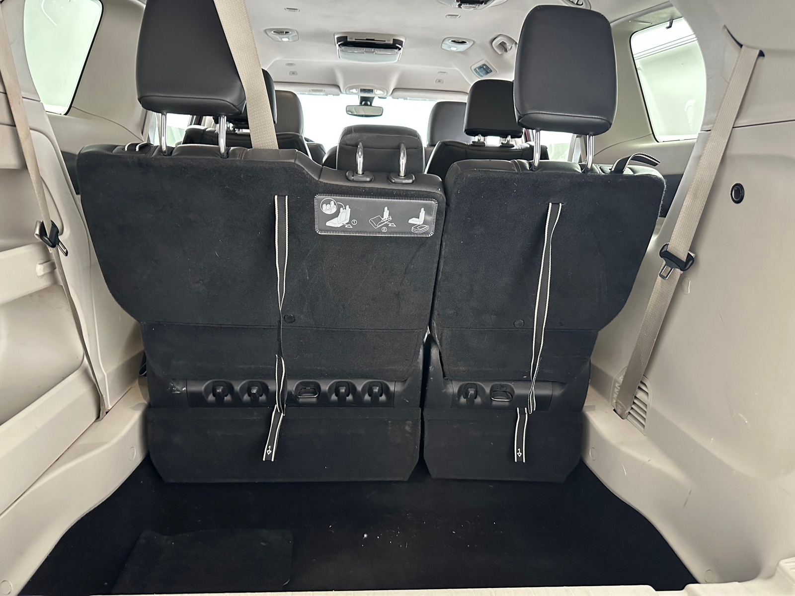 Thumbnail: 2019 Chrysler Pacifica - 6