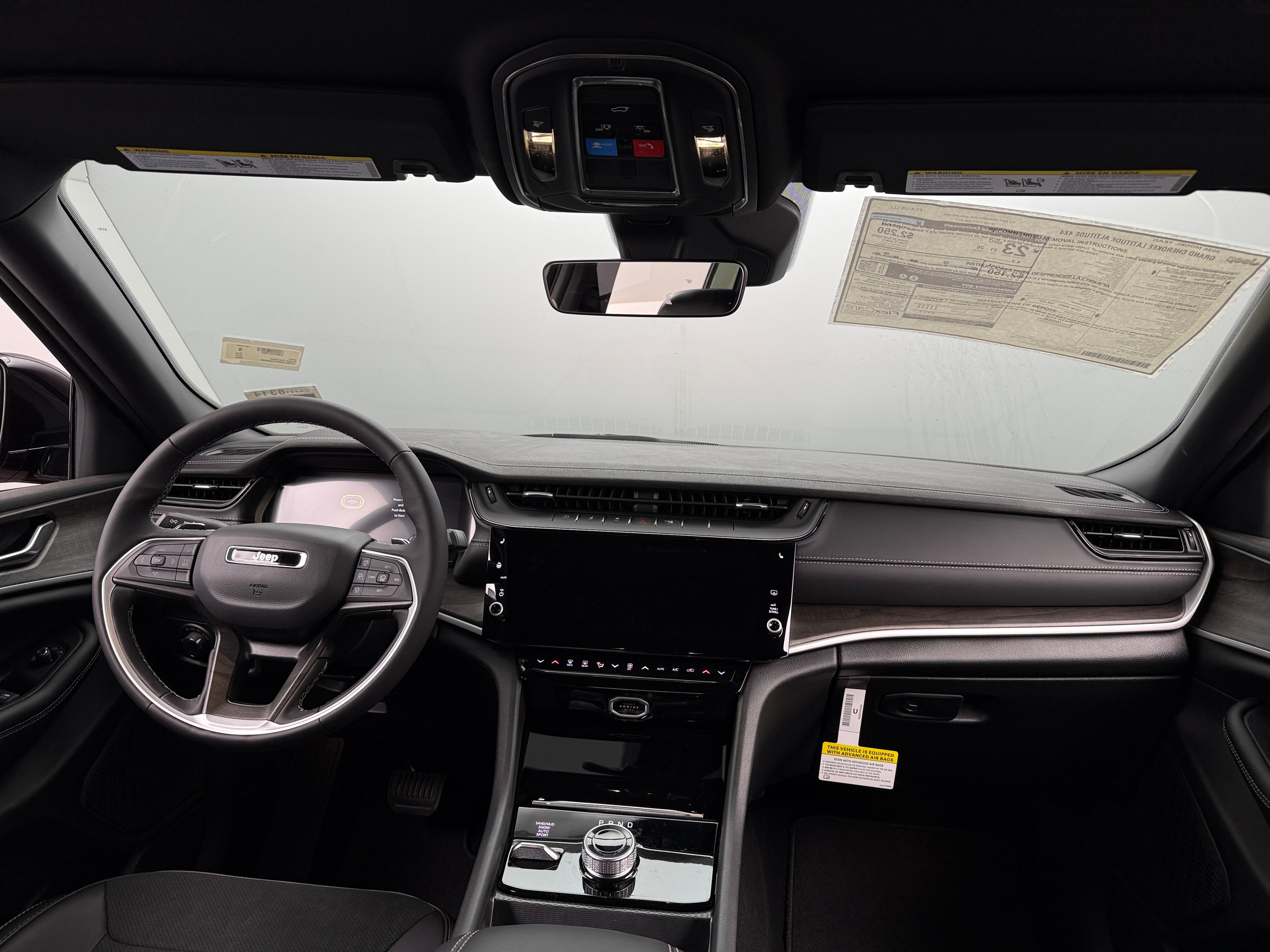 2026 Jeep Grand Cherokee Laredo - Photo 5
