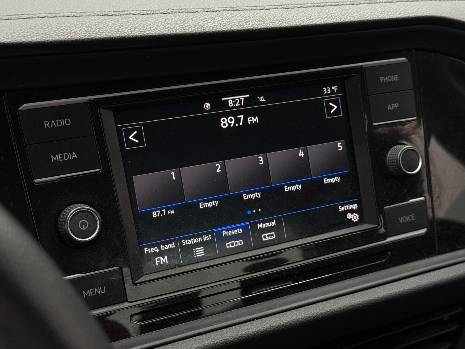 Thumbnail: 2021 Volkswagen Jetta - 4