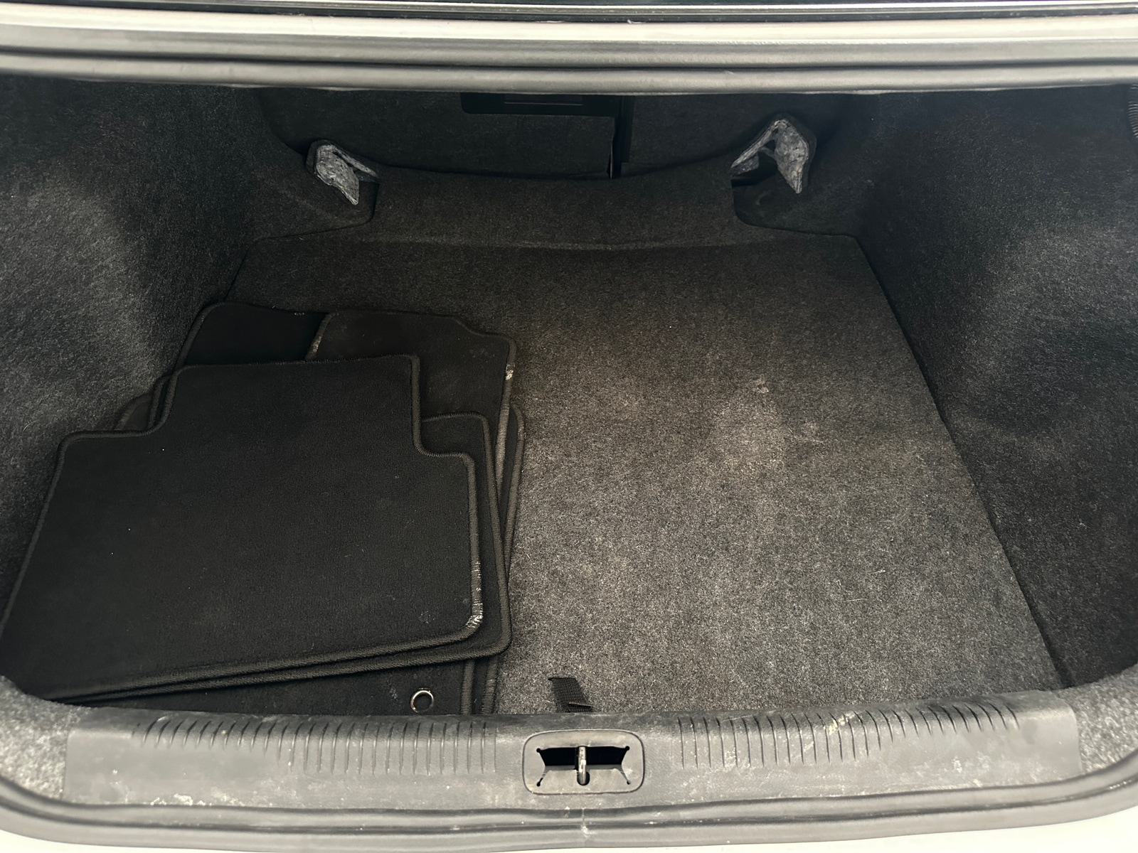 Thumbnail: 2015 Chrysler 200 - 6