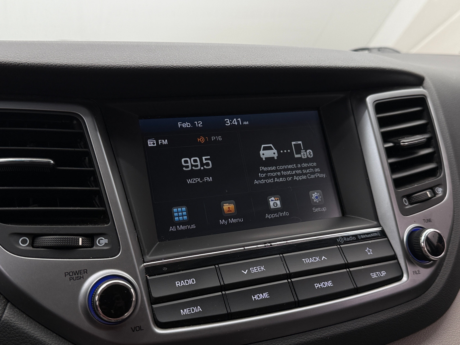 Thumbnail: 2018 Hyundai Tucson - 4