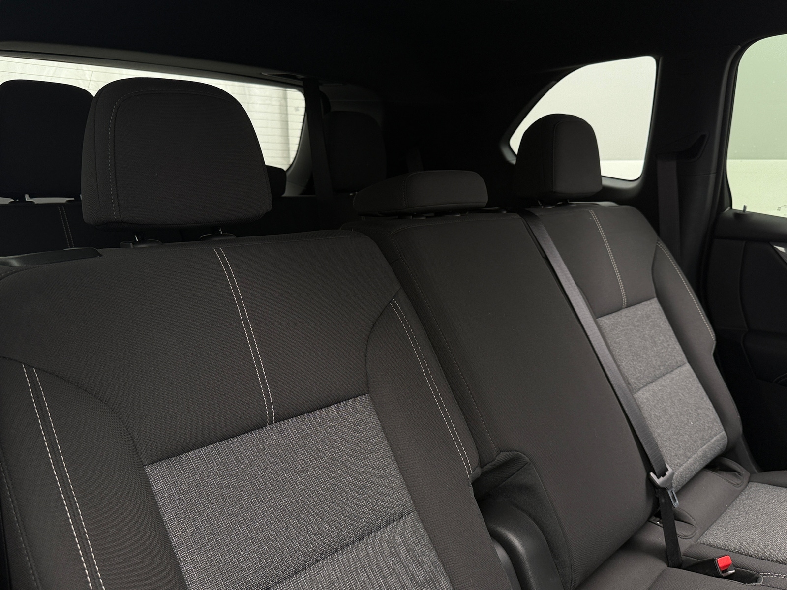 Thumbnail: 2025 GMC Acadia - 6