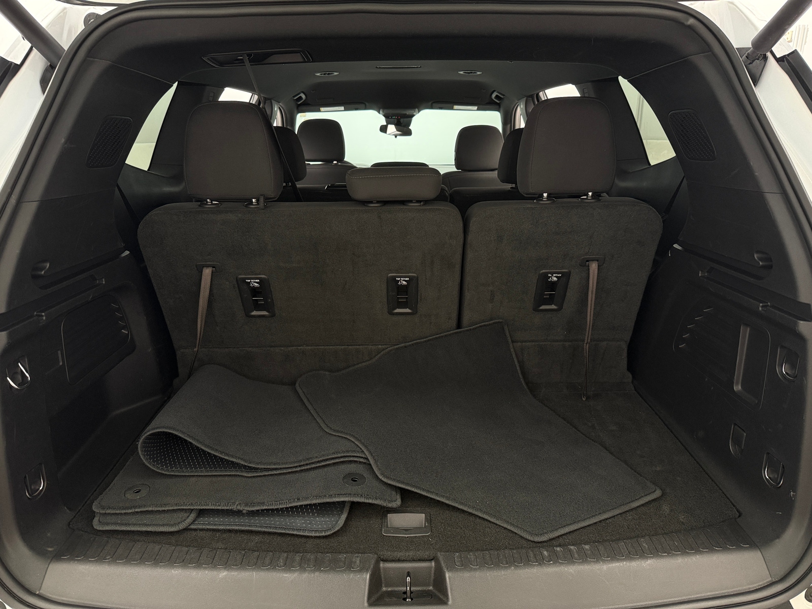 Thumbnail: 2025 GMC Acadia - 7