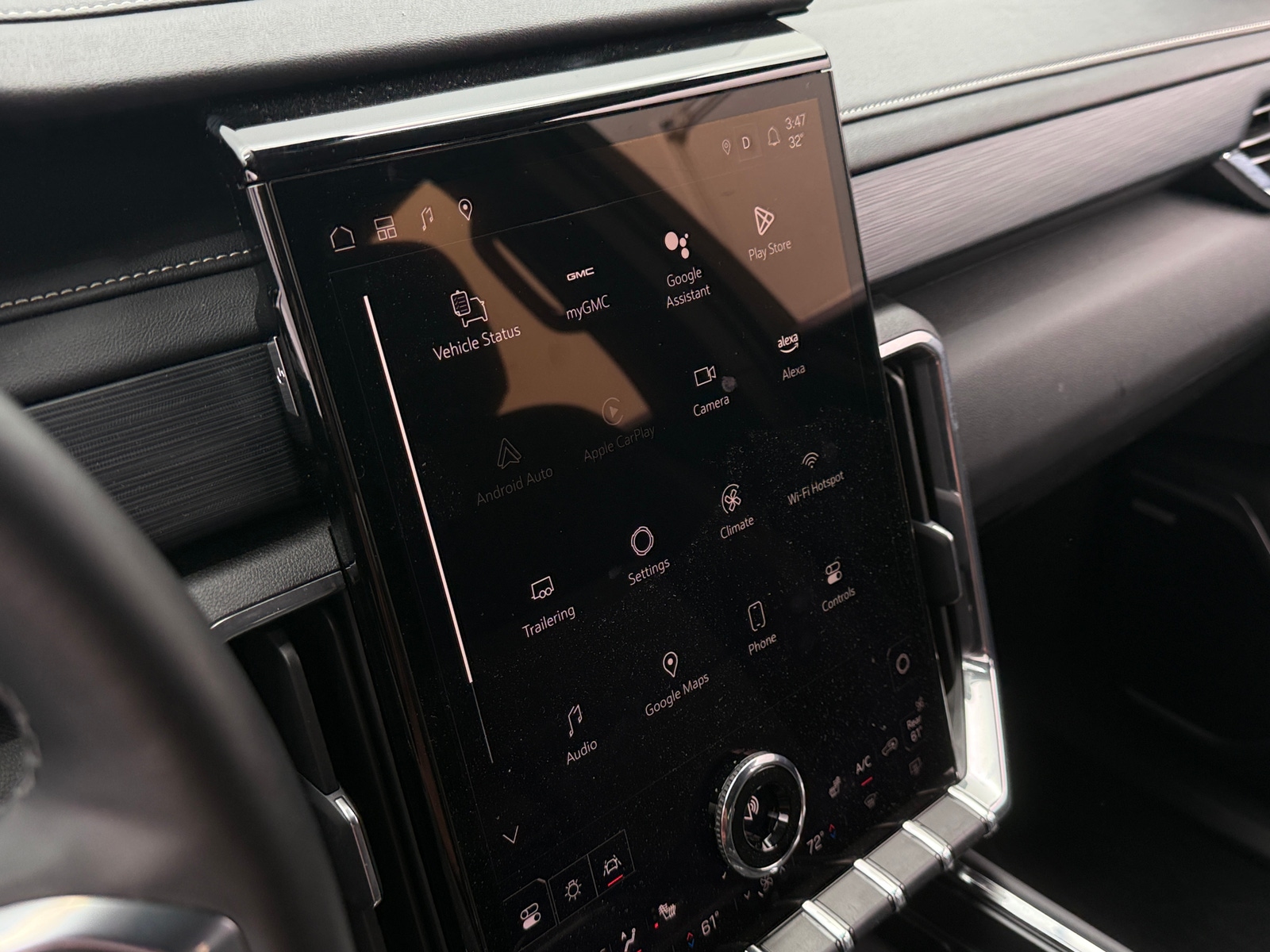 Thumbnail: 2025 GMC Acadia - 4