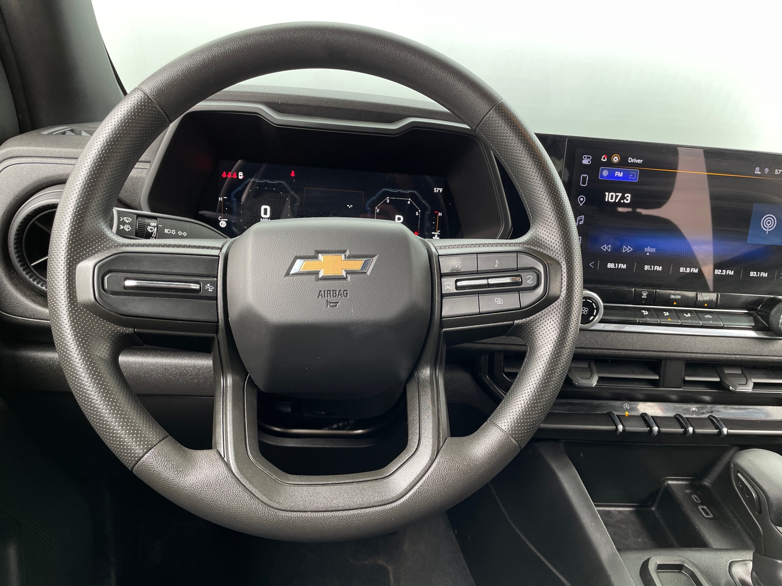 Thumbnail: 2024 Chevrolet Colorado - 5