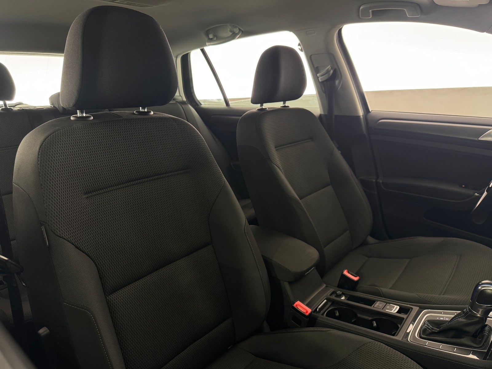 Thumbnail: 2019 Volkswagen e-Golf - 2