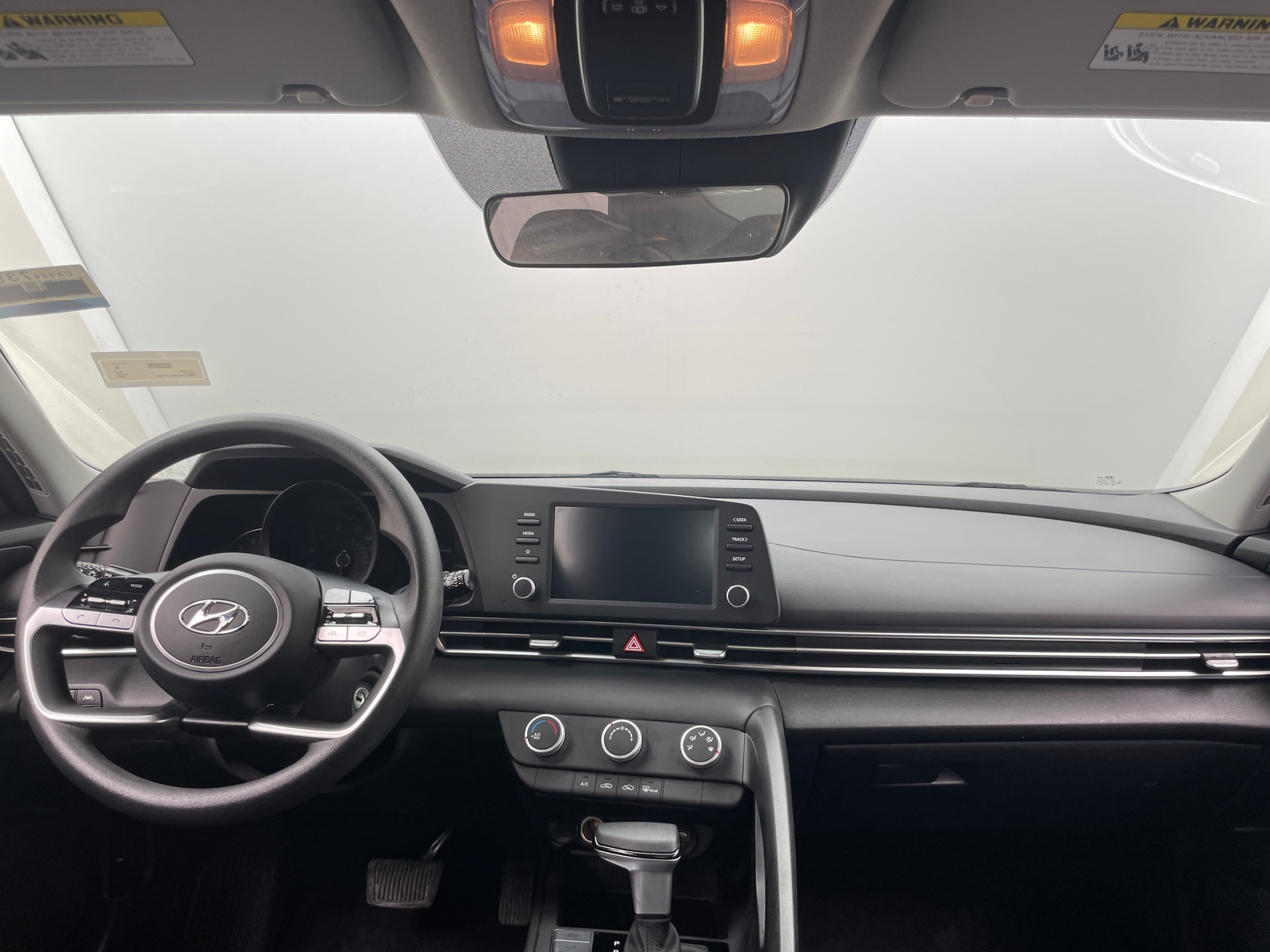 Thumbnail: 2023 Hyundai Elantra - 3