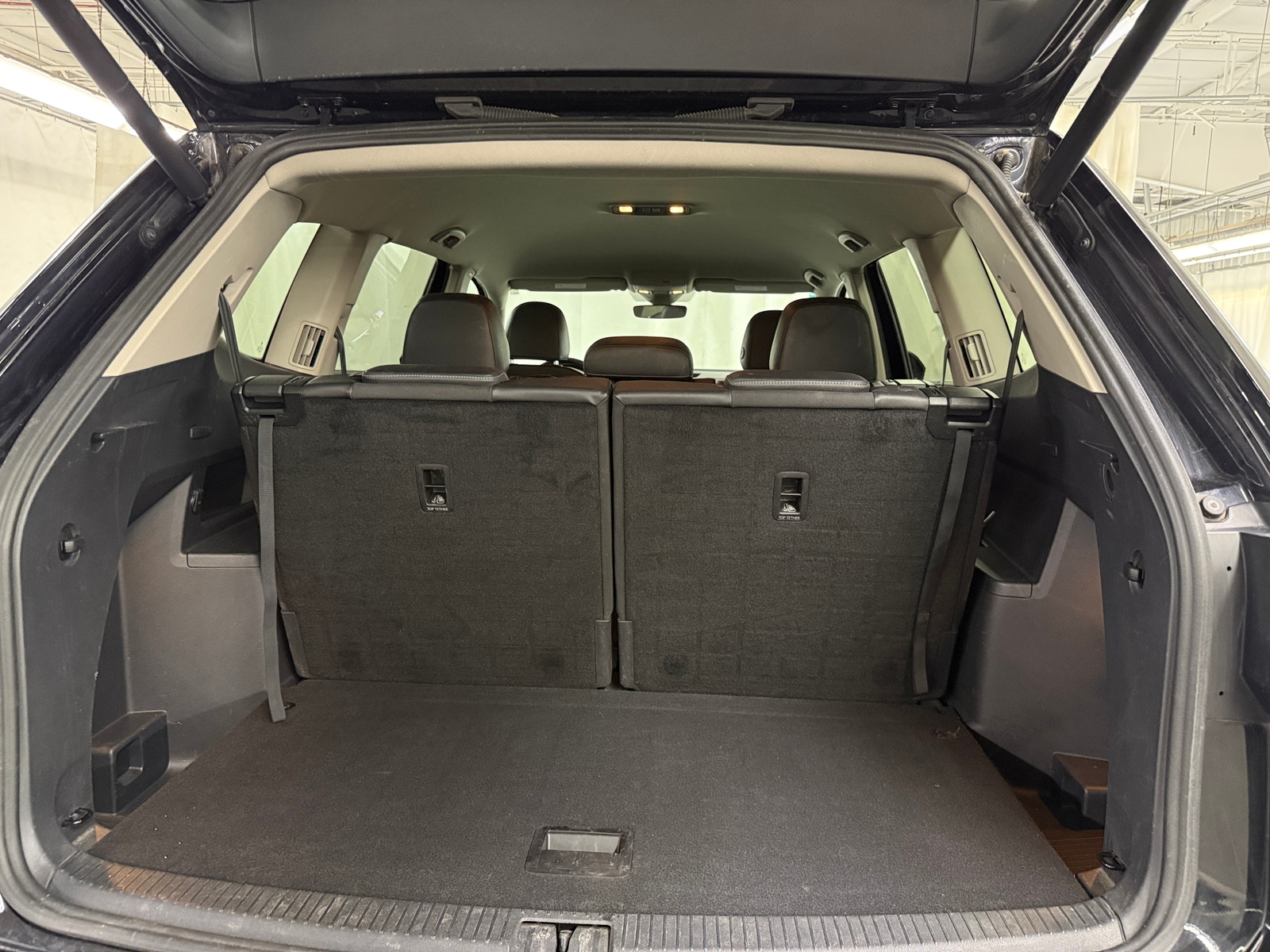 Thumbnail: 2019 Volkswagen Atlas - 6