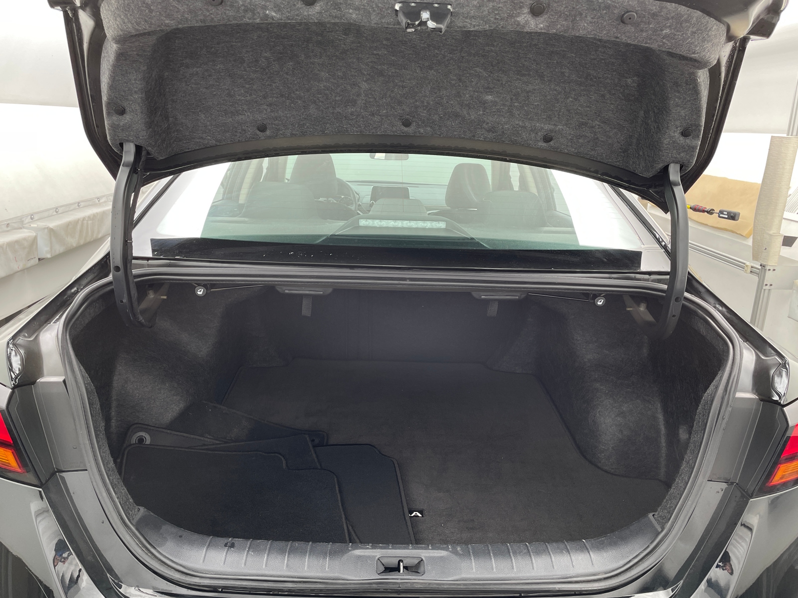 Thumbnail: 2025 Nissan Altima - 7