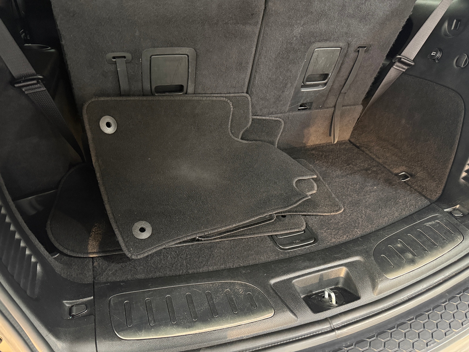 Thumbnail: 2023 Dodge Durango - 6