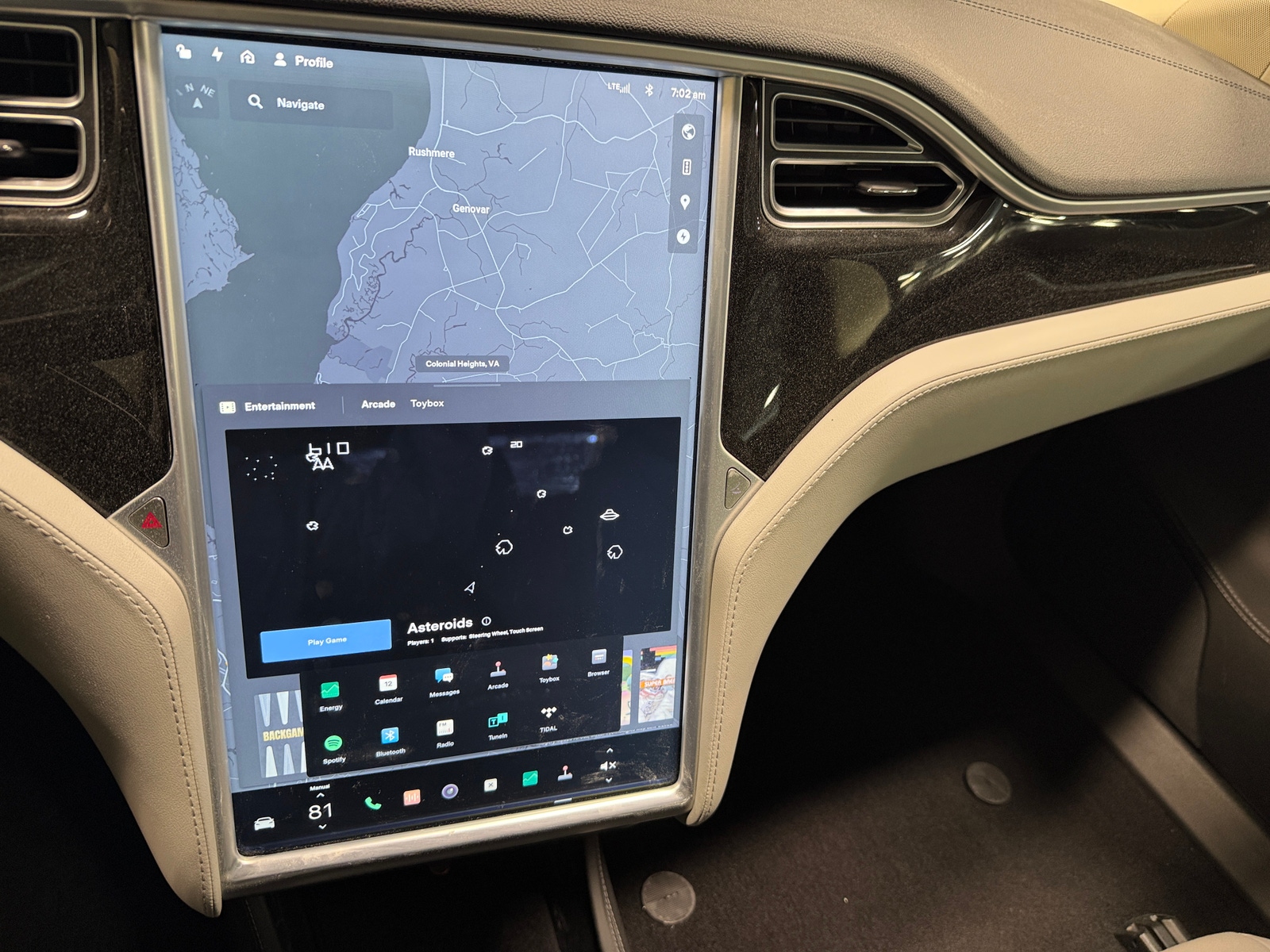 Thumbnail: 2014 Tesla Model S - 3