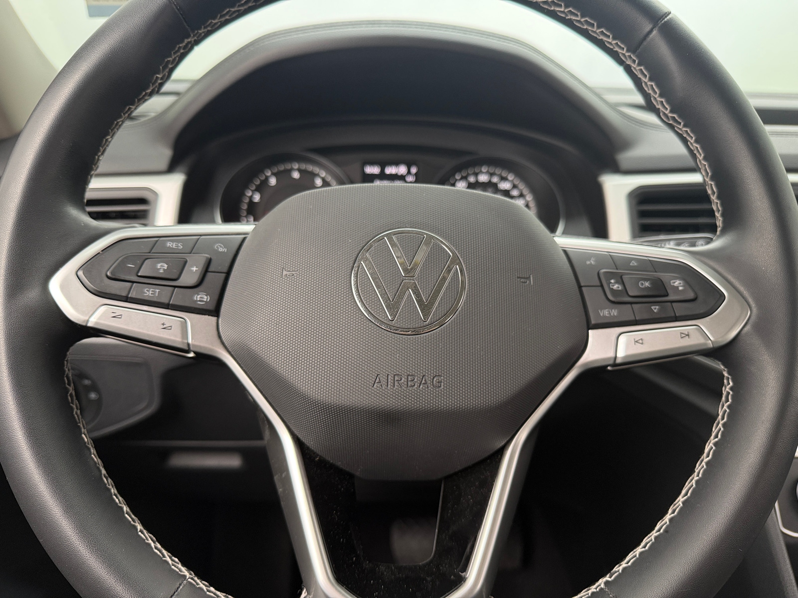 Thumbnail: 2021 Volkswagen Atlas - 4