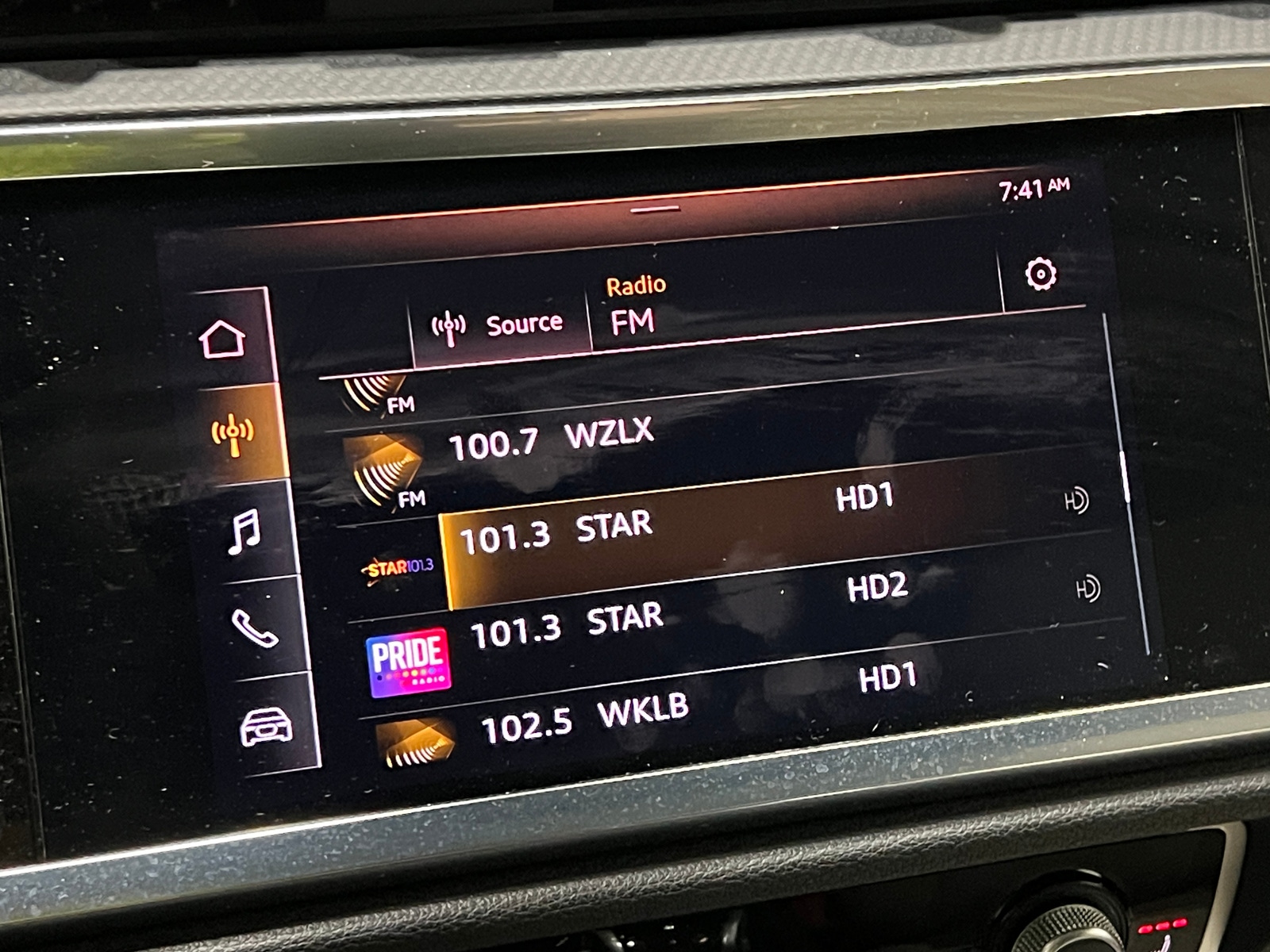 Thumbnail: 2020 Audi Q3 - 3