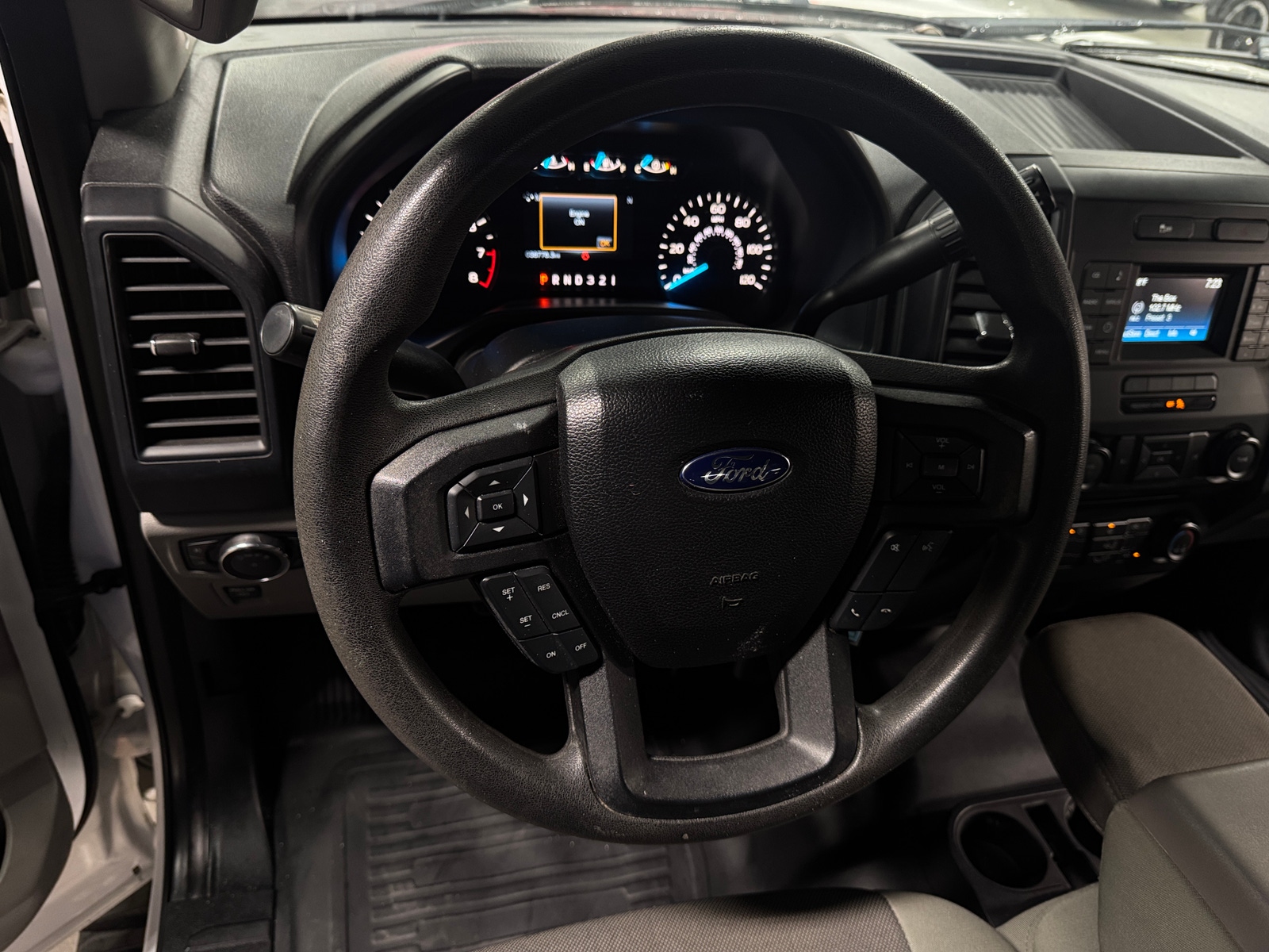 Thumbnail: 2015 Ford Econoline - 5