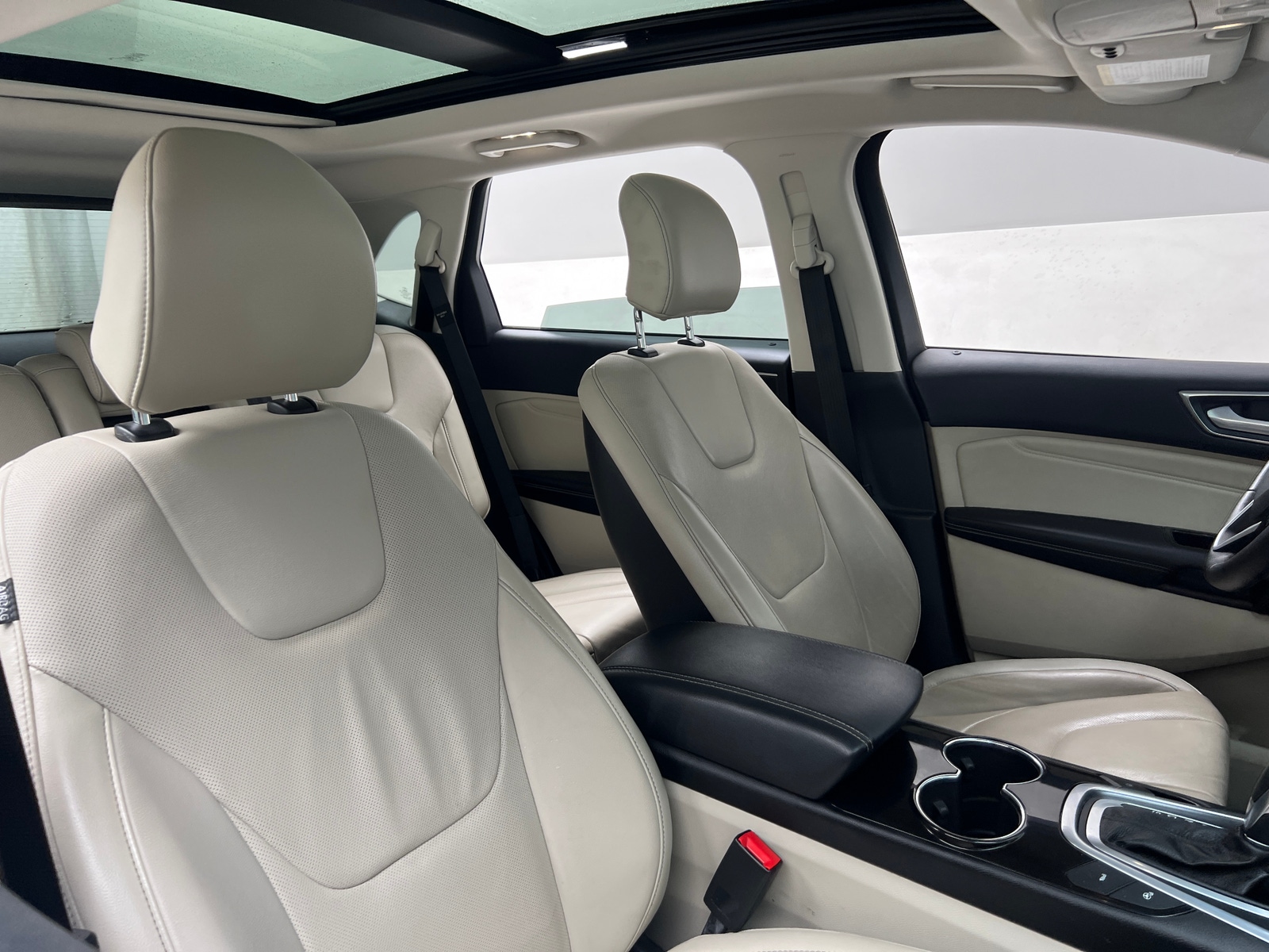 Thumbnail: 2017 Ford Edge - 2