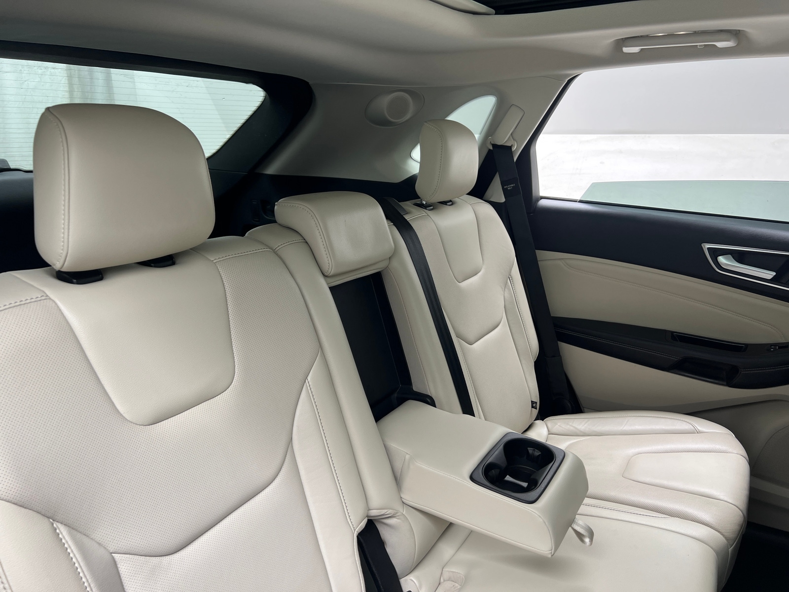 Thumbnail: 2017 Ford Edge - 6