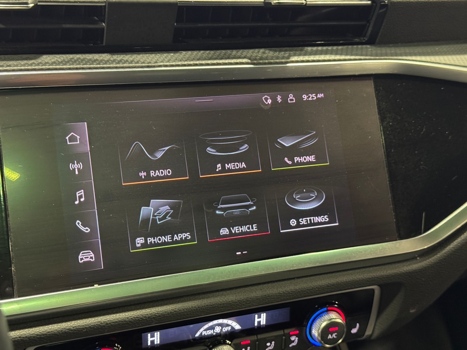 Thumbnail: 2022 Audi Q3 - 3