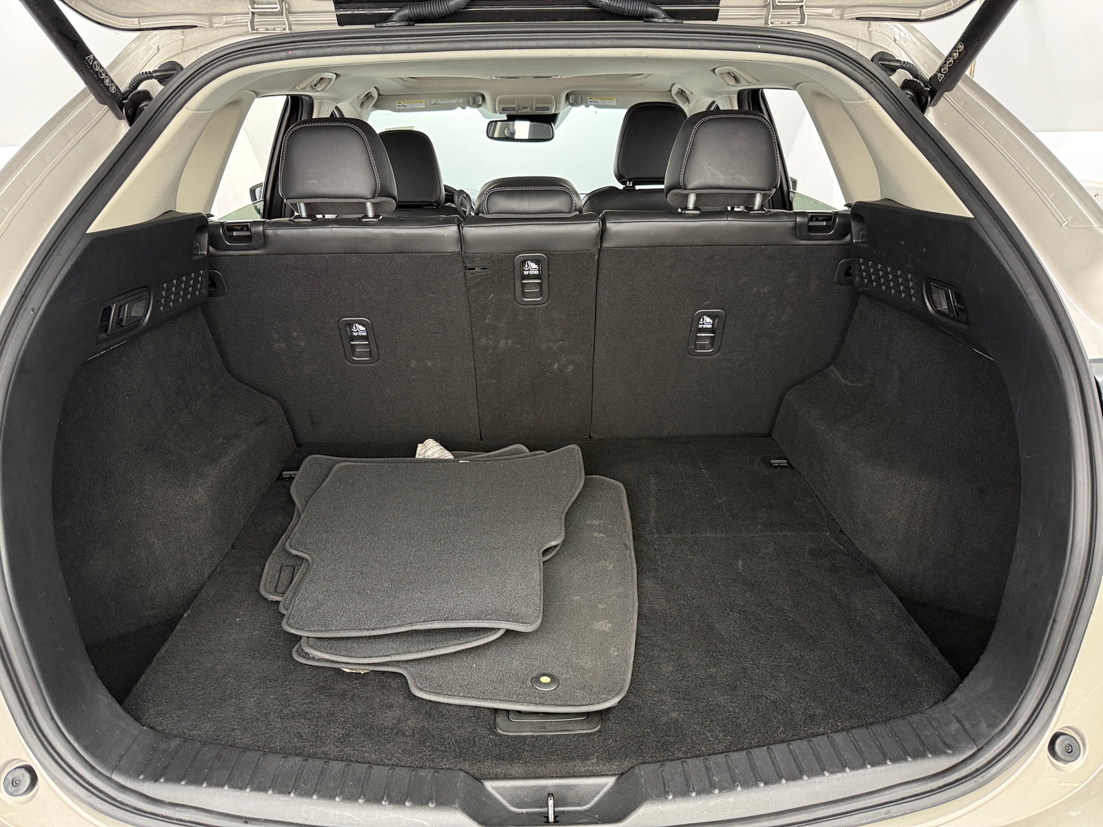 Thumbnail: 2025 Mazda CX-5 - 6