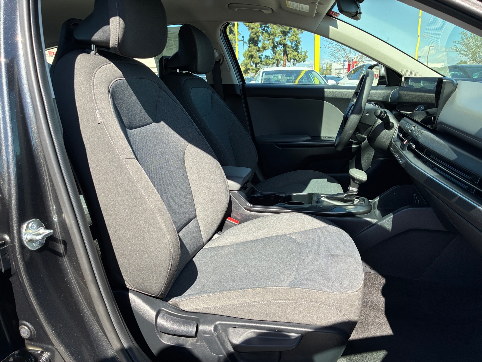 Thumbnail: 2025 Kia K4 - 2