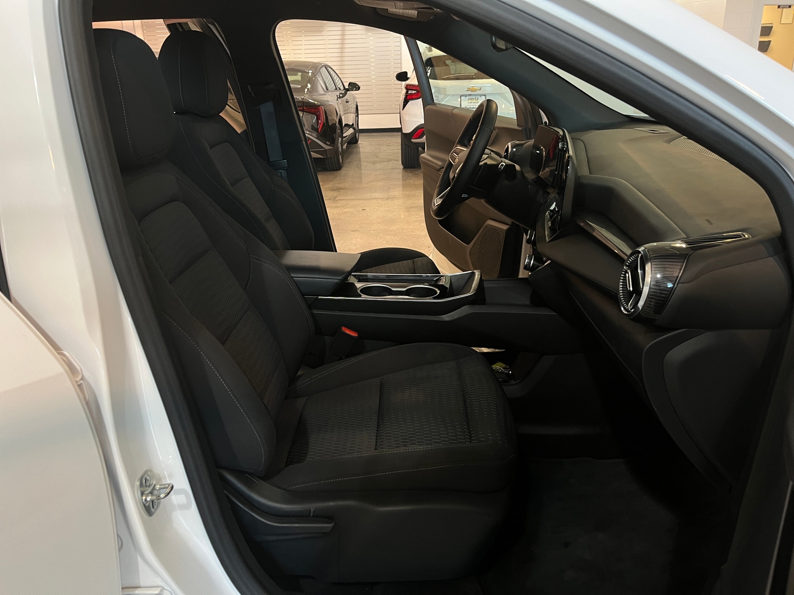 Thumbnail: 2025 Chevrolet Equinox - 2