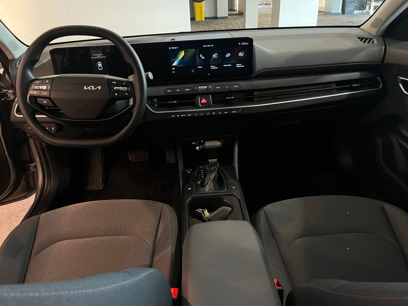 Thumbnail: 2025 Kia K4 - 3