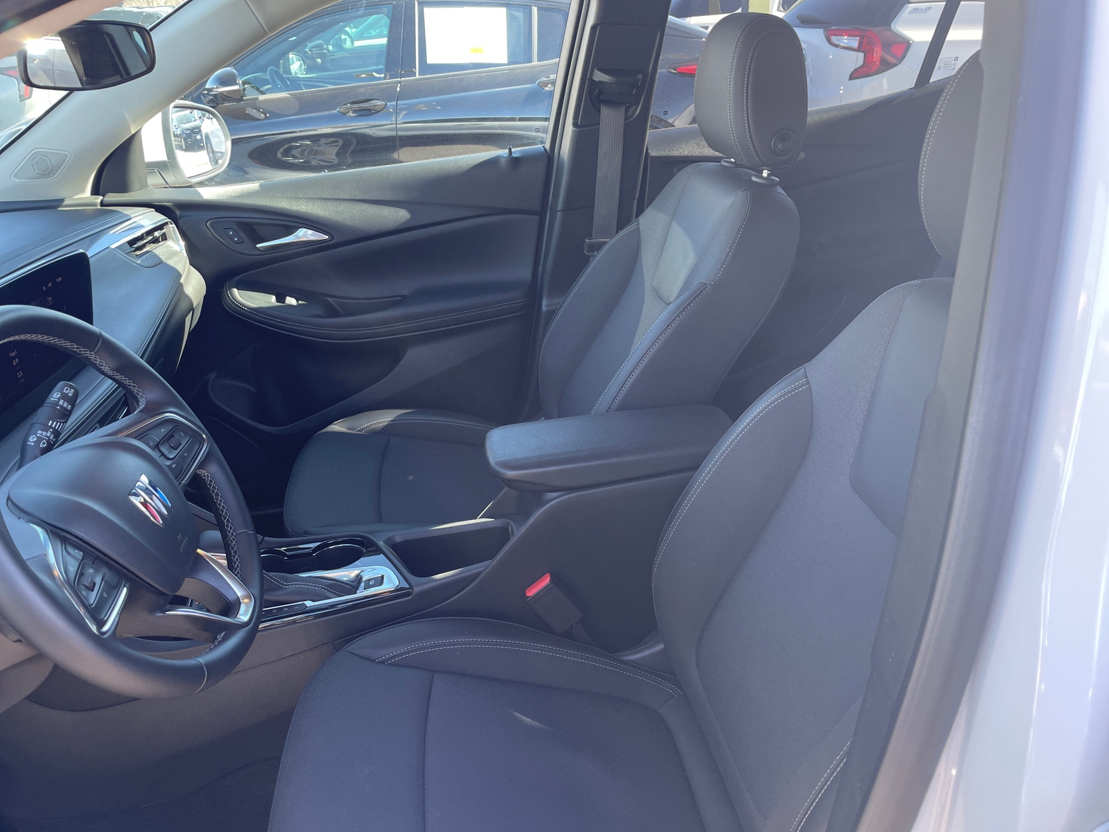 Thumbnail: 2025 Buick Encore GX - 2