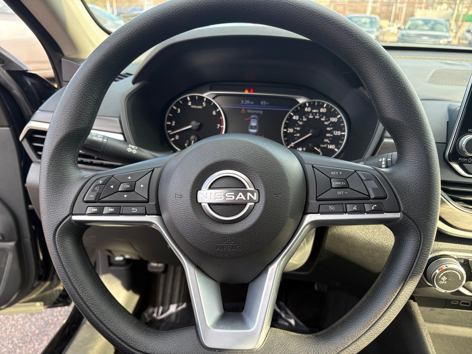 Thumbnail: 2025 Nissan Altima - 5