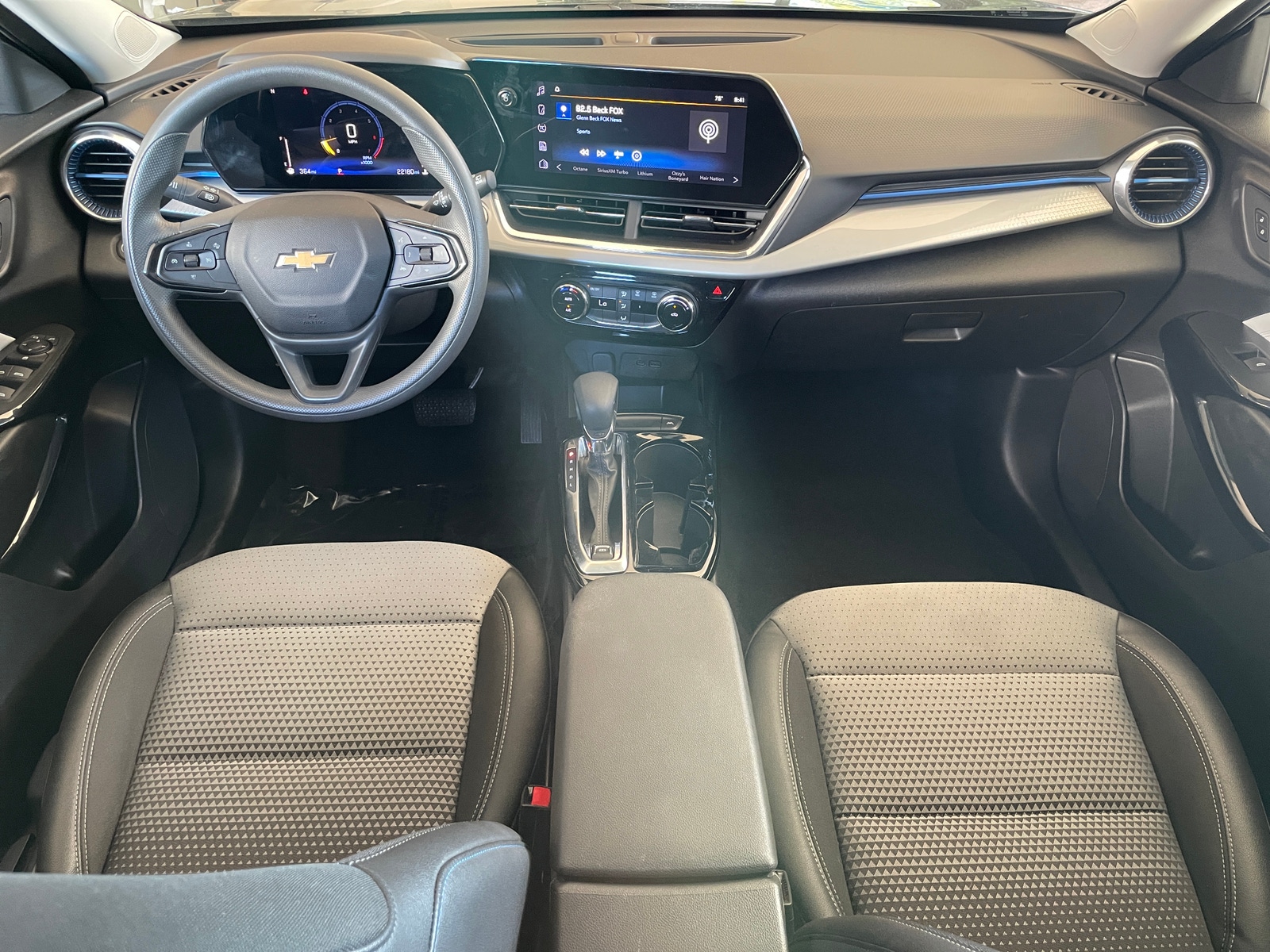 Thumbnail: 2025 Chevrolet Trax - 3