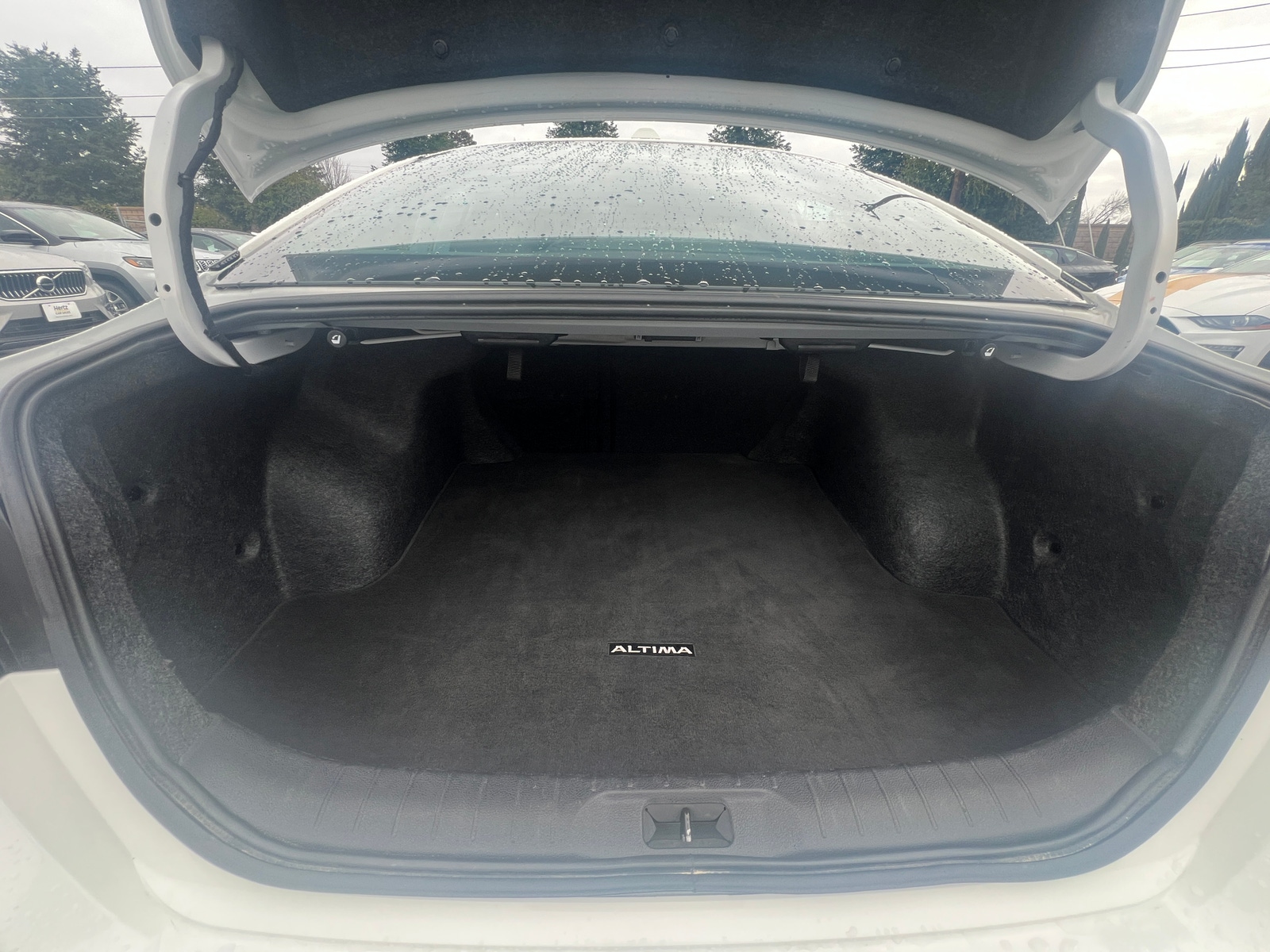 Thumbnail: 2025 Nissan Altima - 4