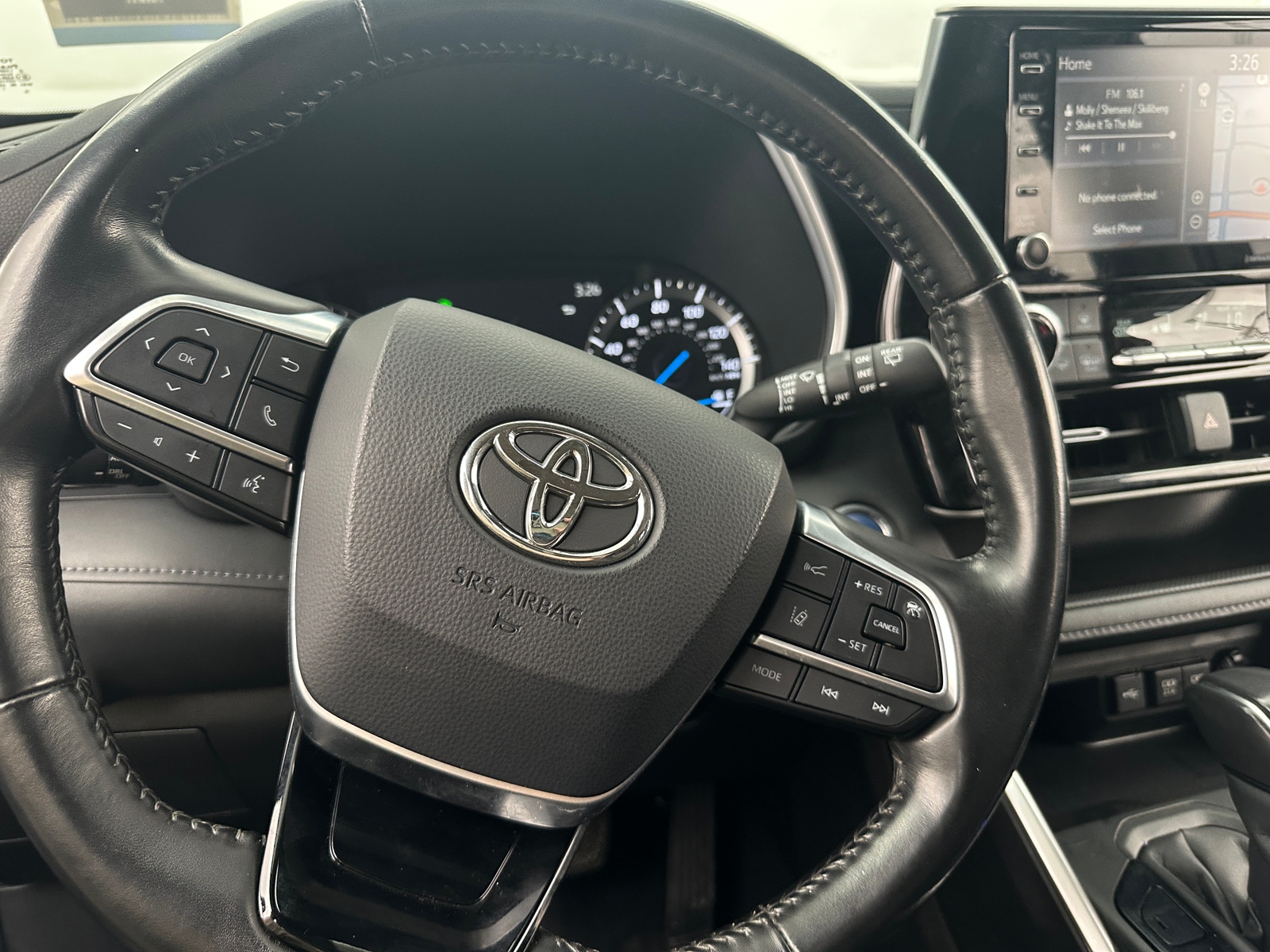 Thumbnail: 2020 Toyota Highlander - 4