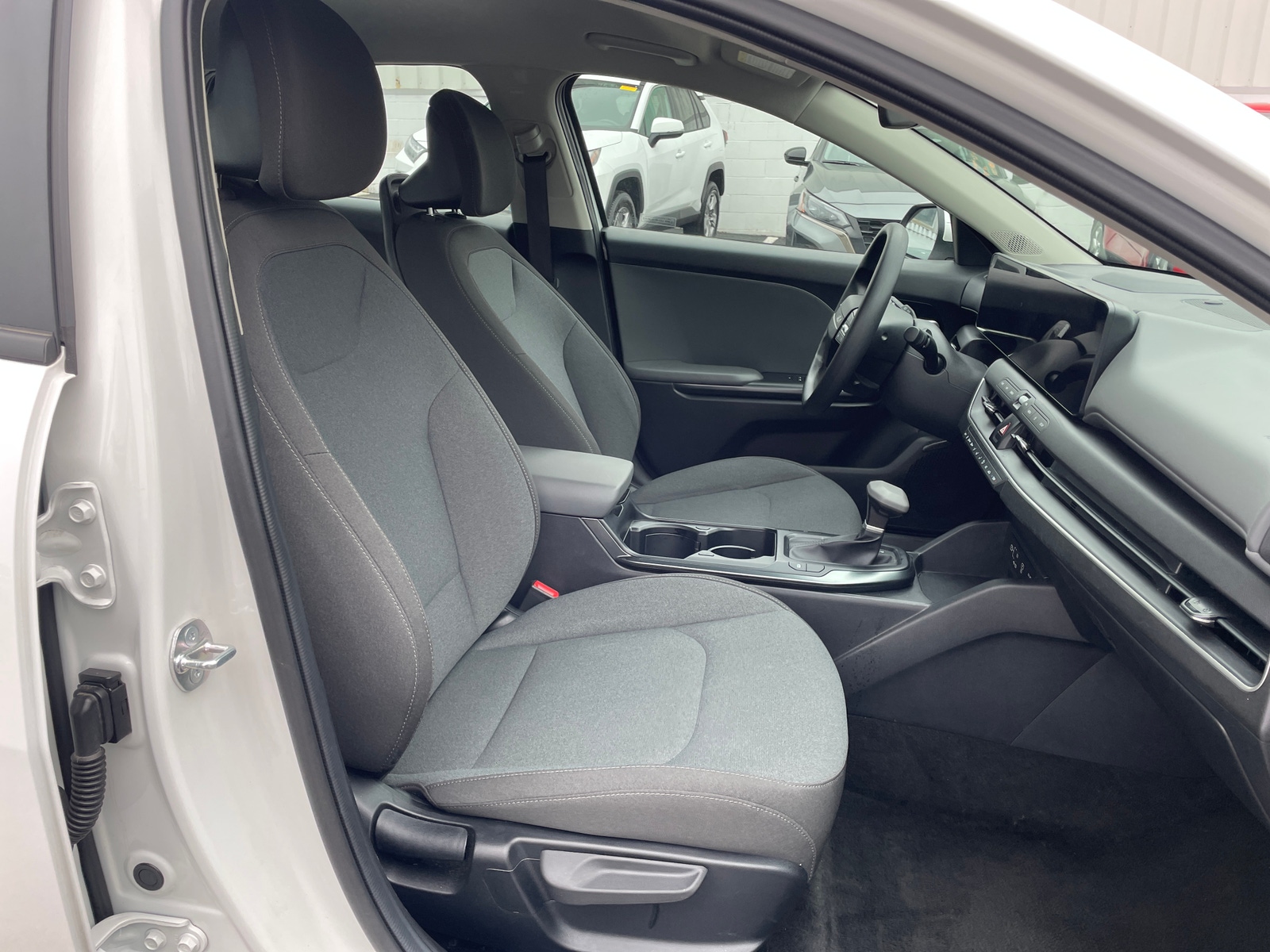 Thumbnail: 2025 Kia K4 - 2