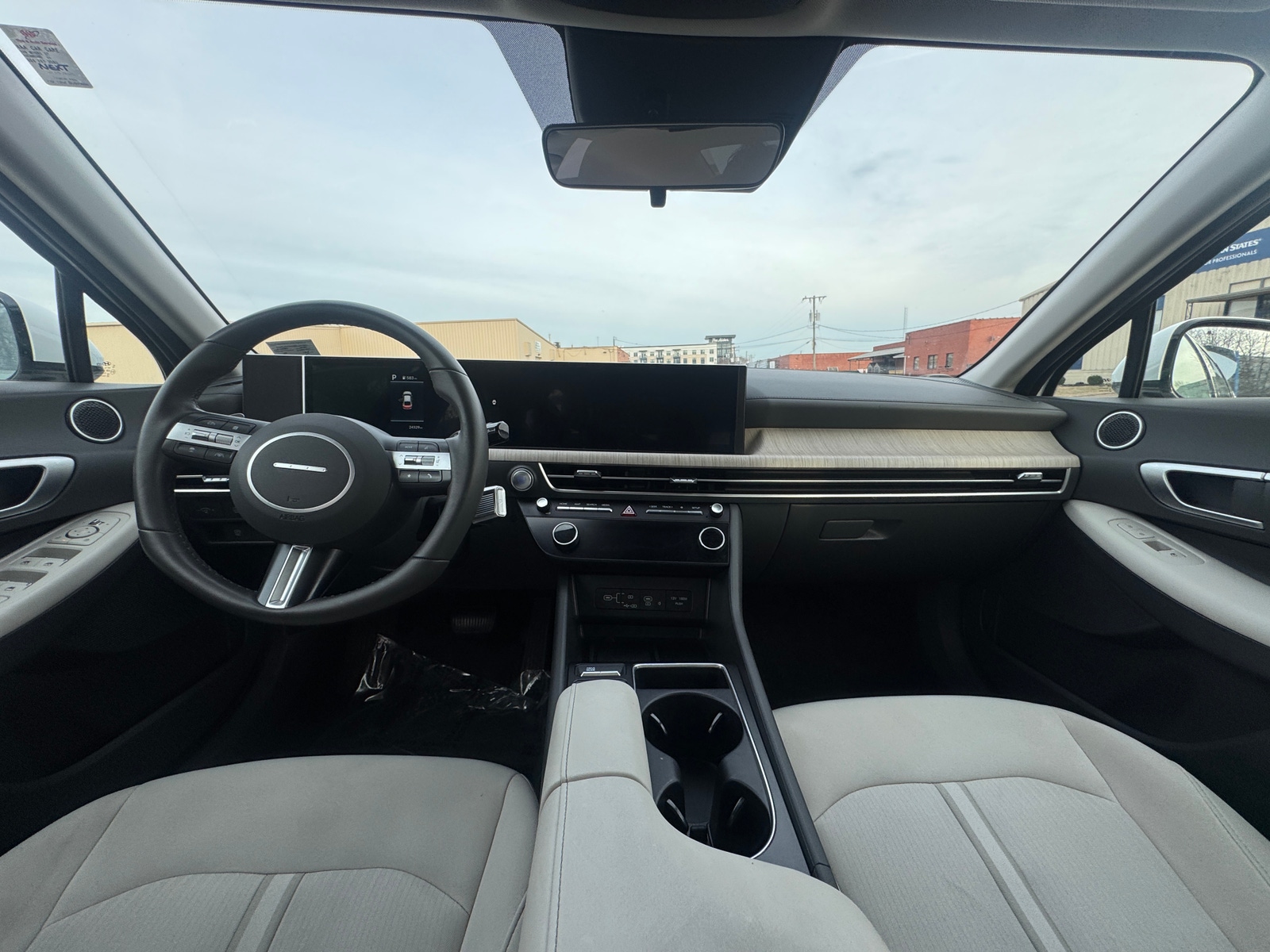 Thumbnail: 2025 Hyundai Sonata - 3