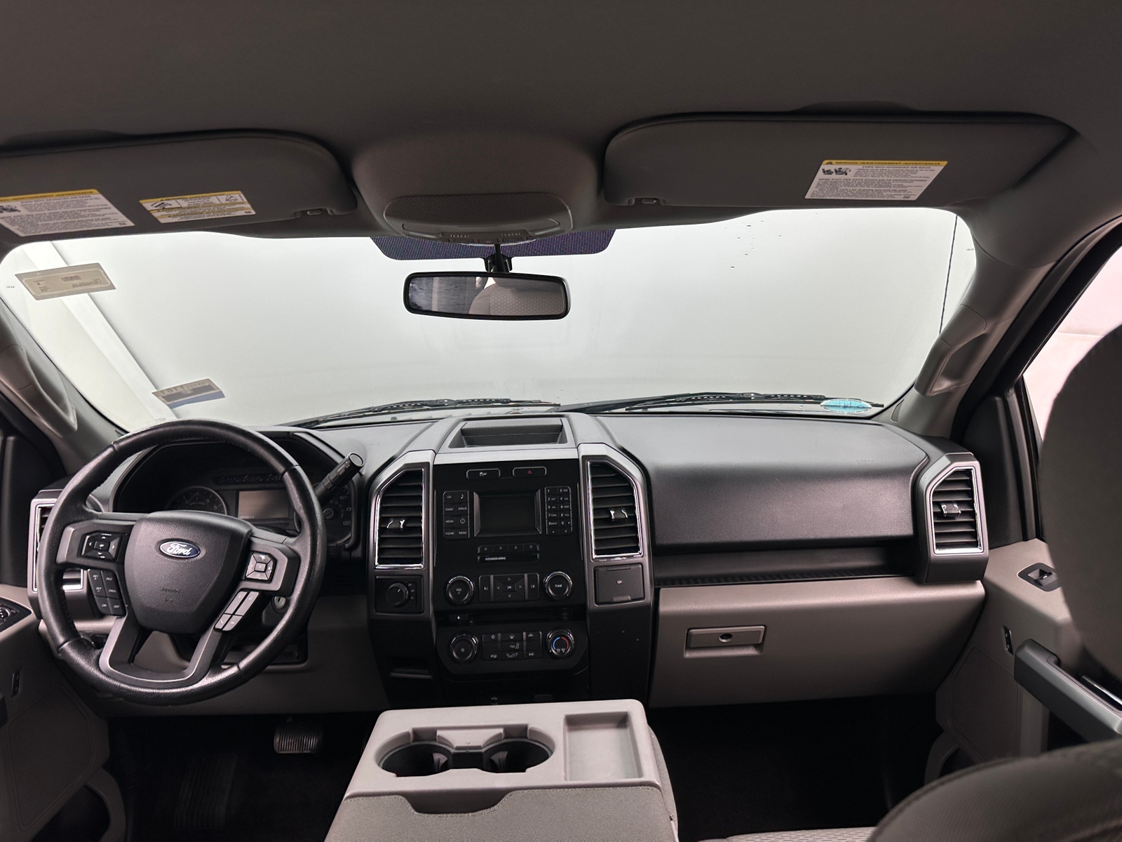 Thumbnail: 2016 Ford Econoline - 3