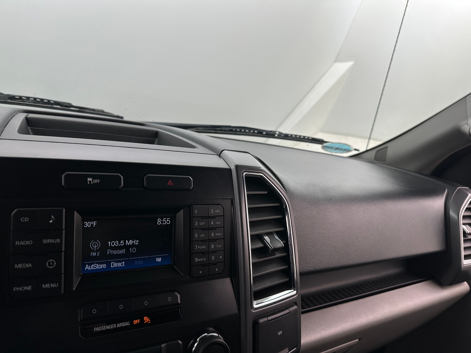 Thumbnail: 2016 Ford Econoline - 4