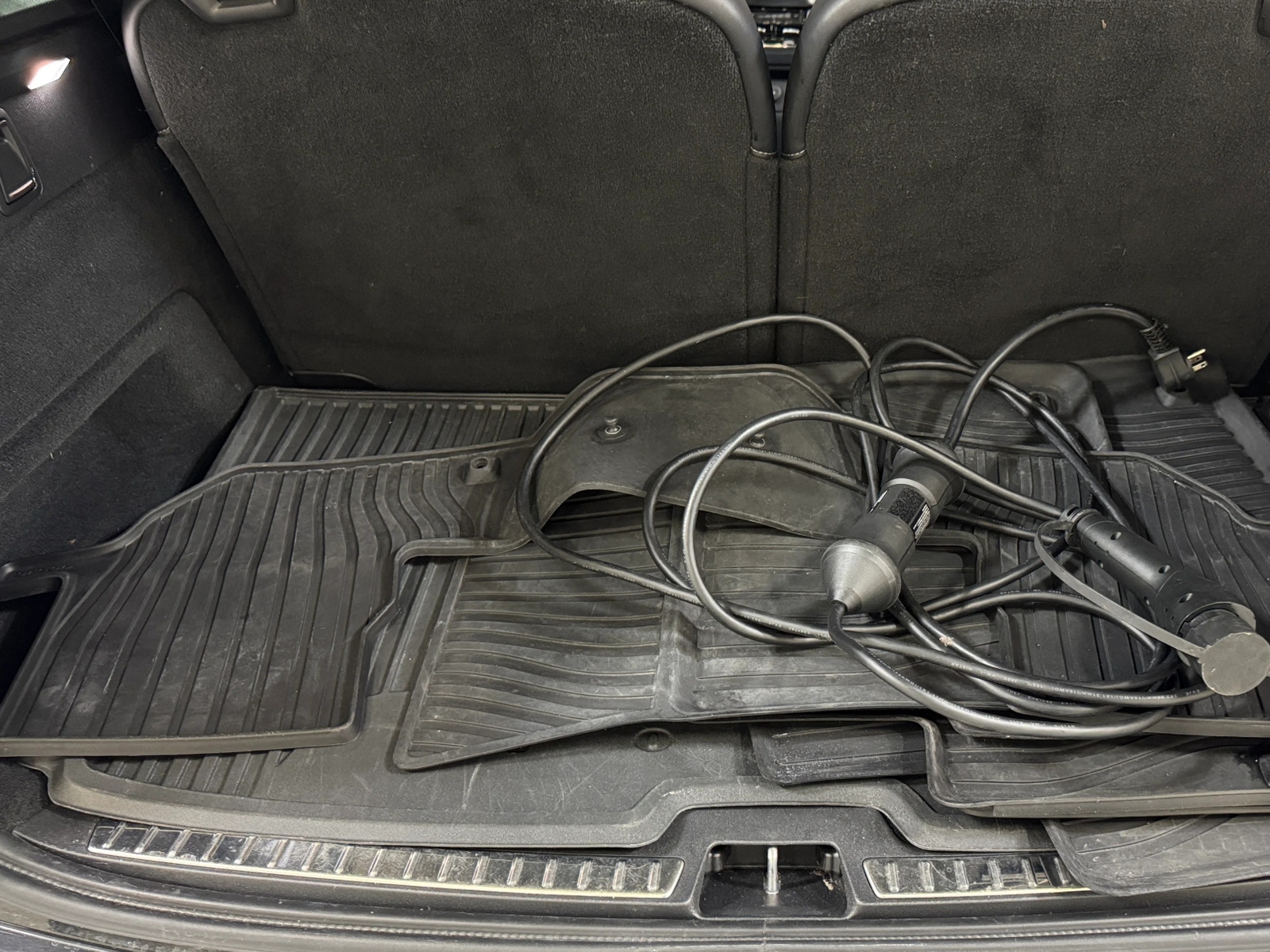 Thumbnail: 2022 Volvo XC90 - 6