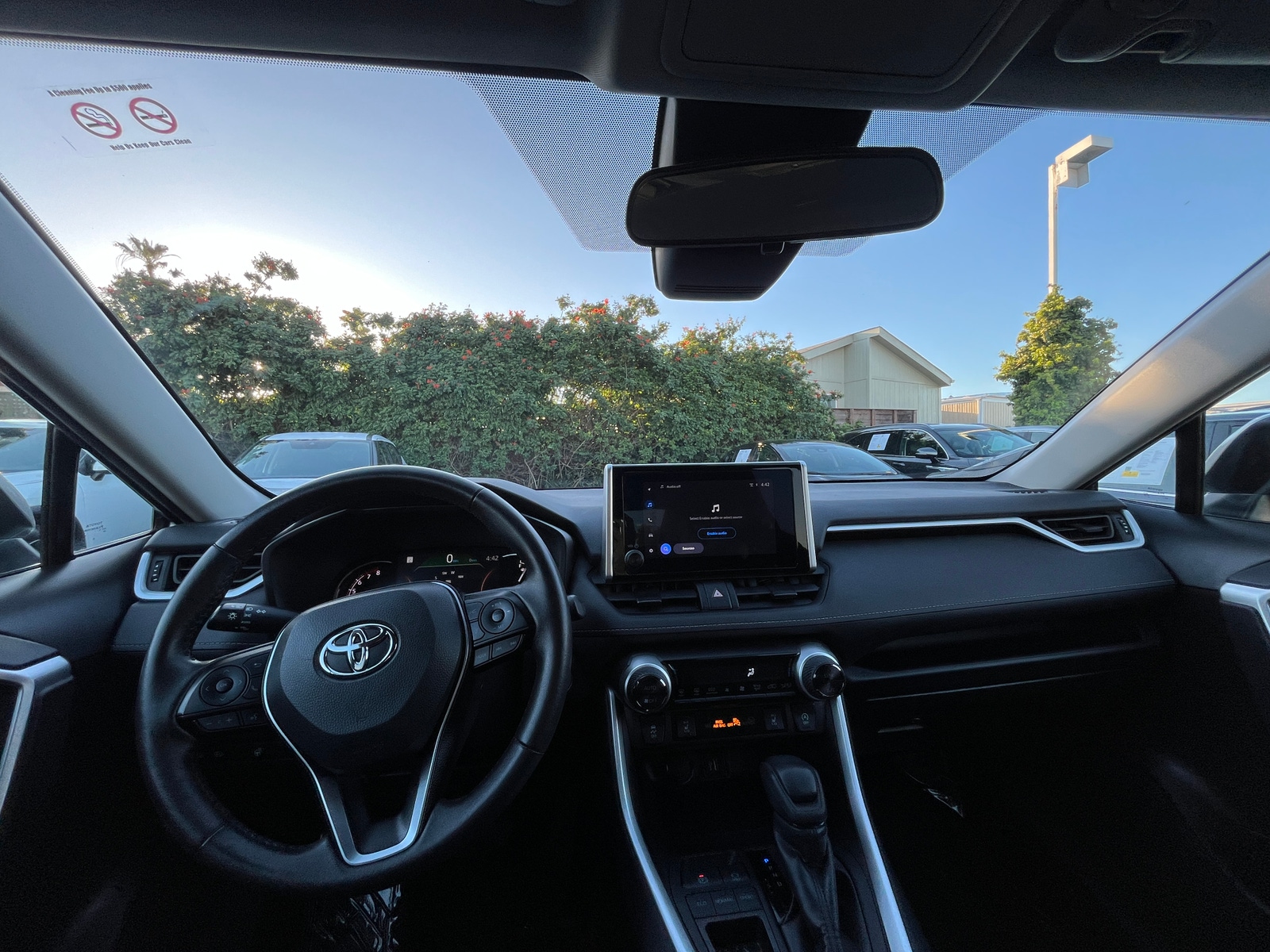 Thumbnail: 2025 Toyota RAV4 - 3