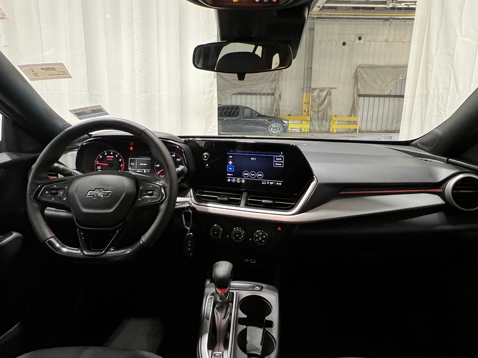 Thumbnail: 2024 Chevrolet Trax - 3