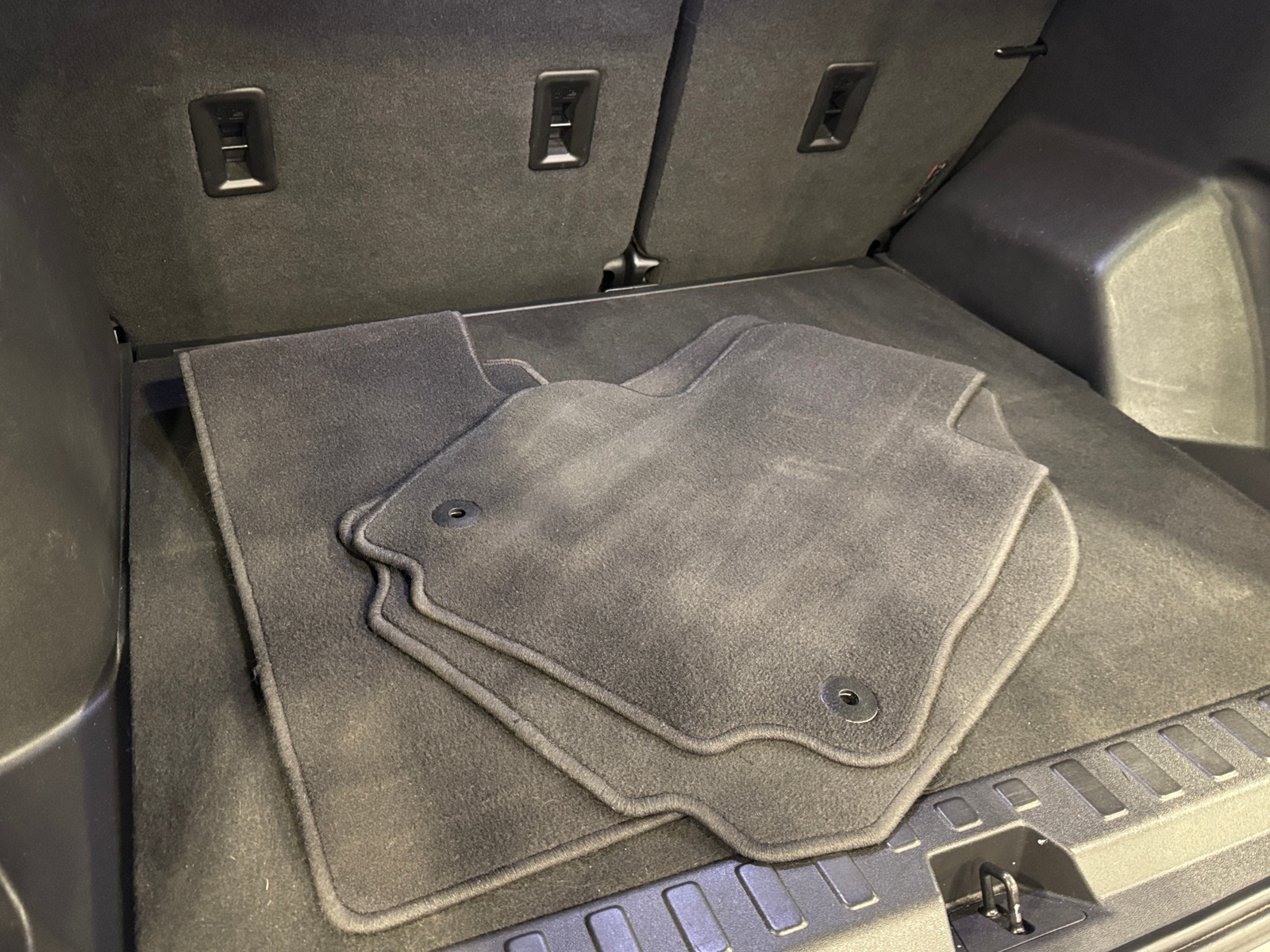 Thumbnail: 2021 Chevrolet Equinox - 7