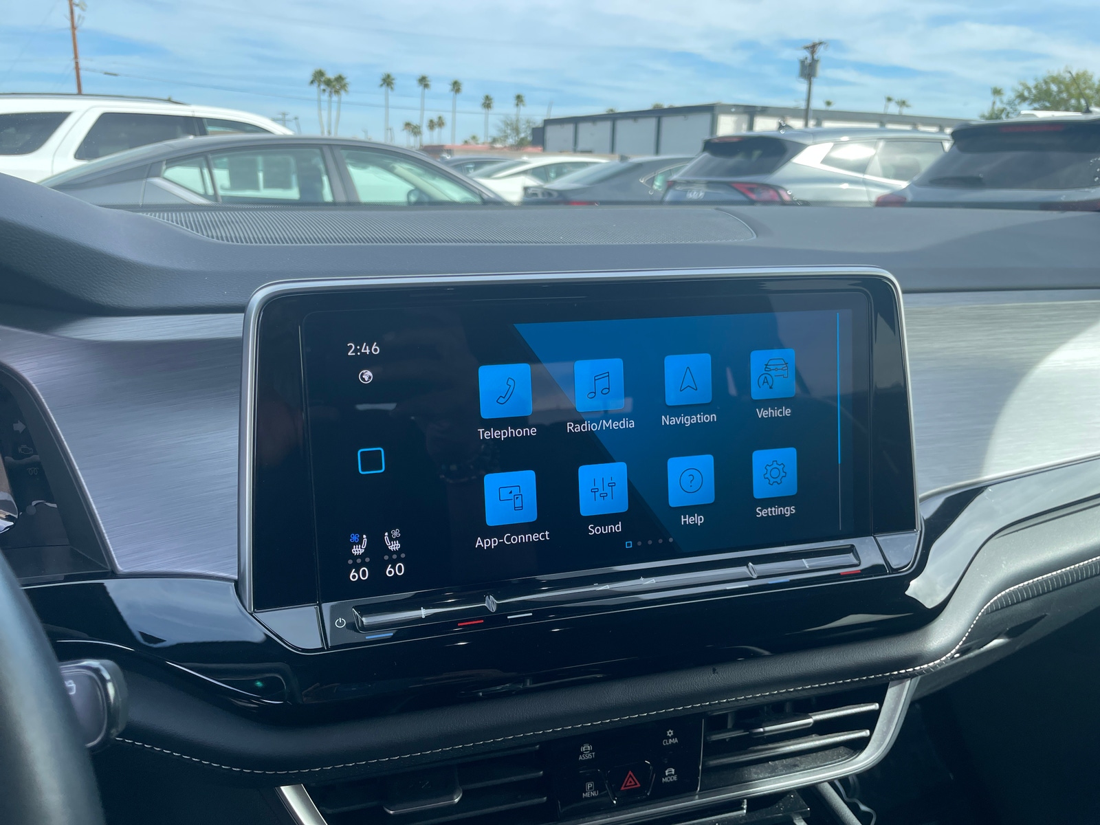 Thumbnail: 2025 Volkswagen Atlas - 4