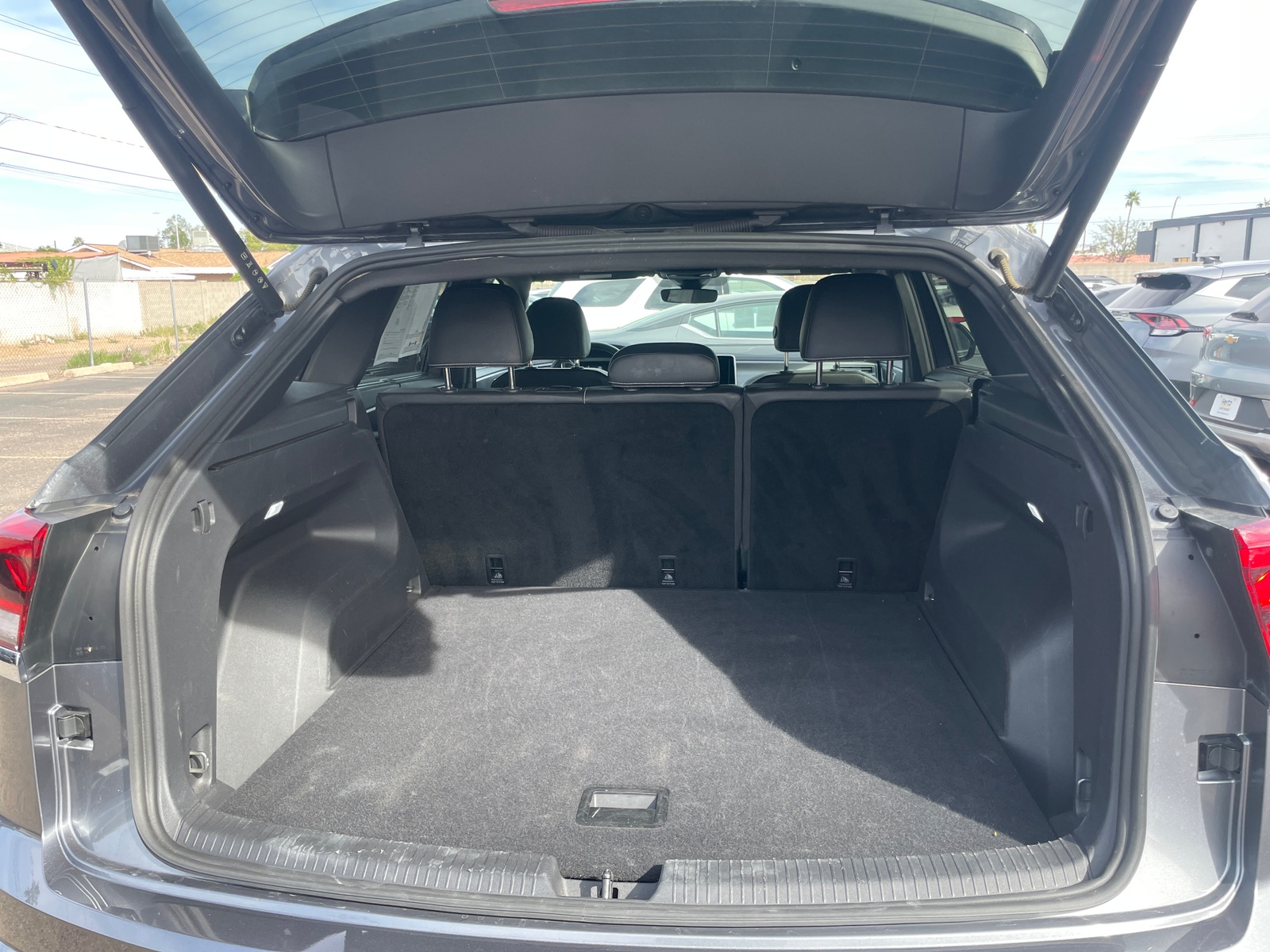 Thumbnail: 2025 Volkswagen Atlas - 6