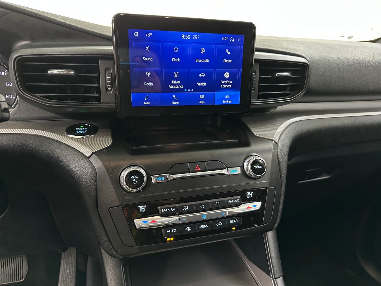 Thumbnail: 2020 Ford Explorer - 4