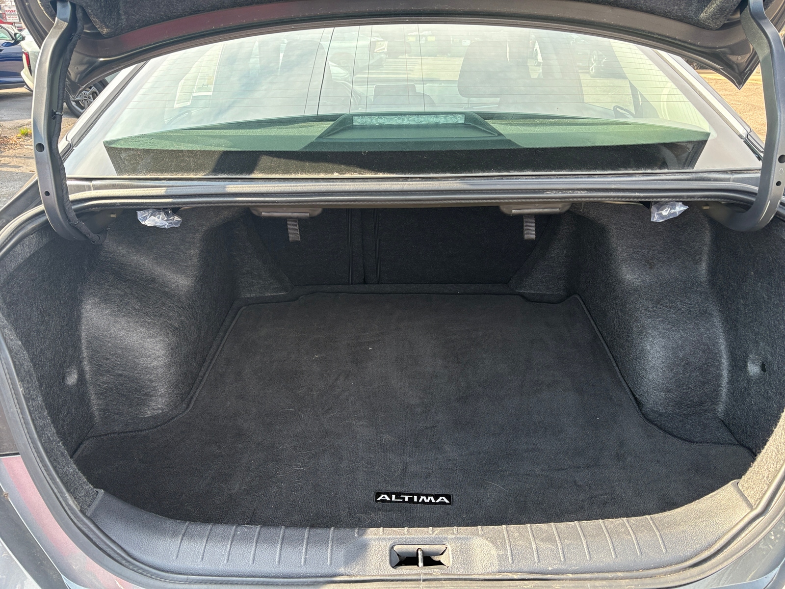 Thumbnail: 2025 Nissan Altima - 6