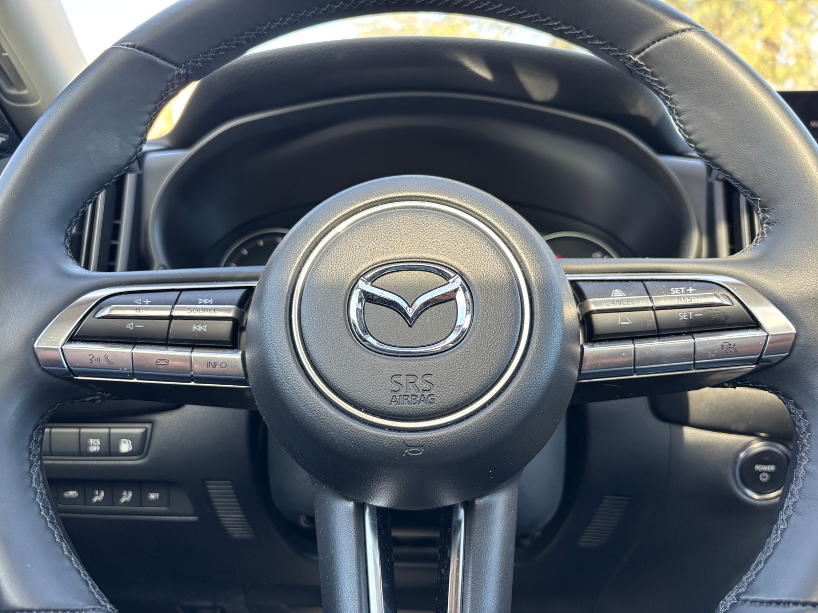 Thumbnail: 2025 Mazda CX-50 - 4