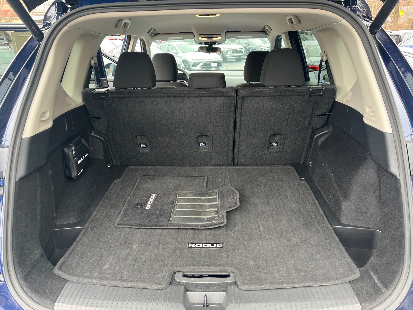 Thumbnail: 2025 Nissan Rogue - 4