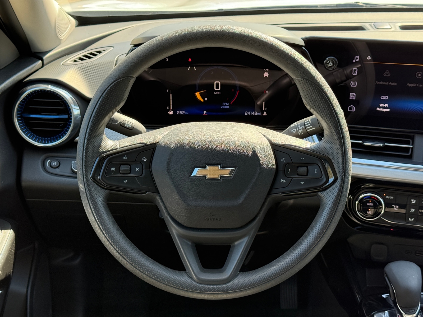 Thumbnail: 2025 Chevrolet Trax - 5