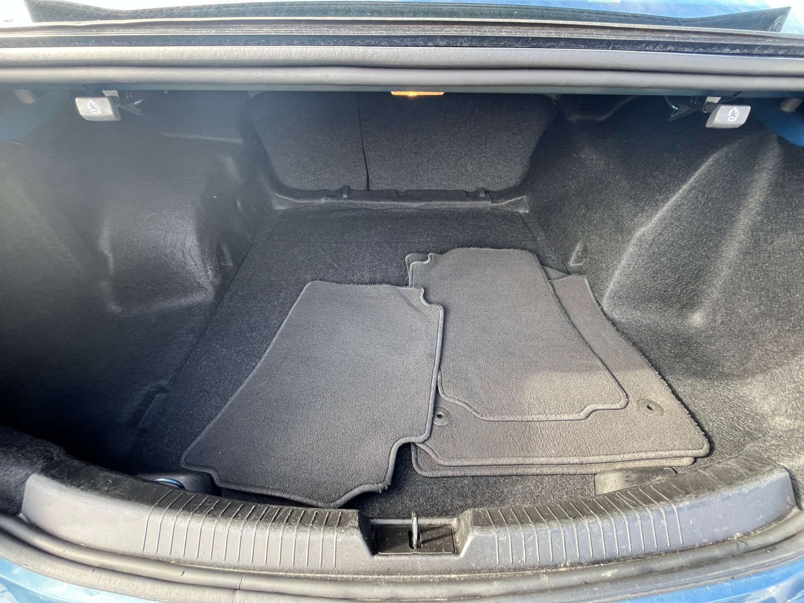 Thumbnail: 2024 Chevrolet Malibu - 6