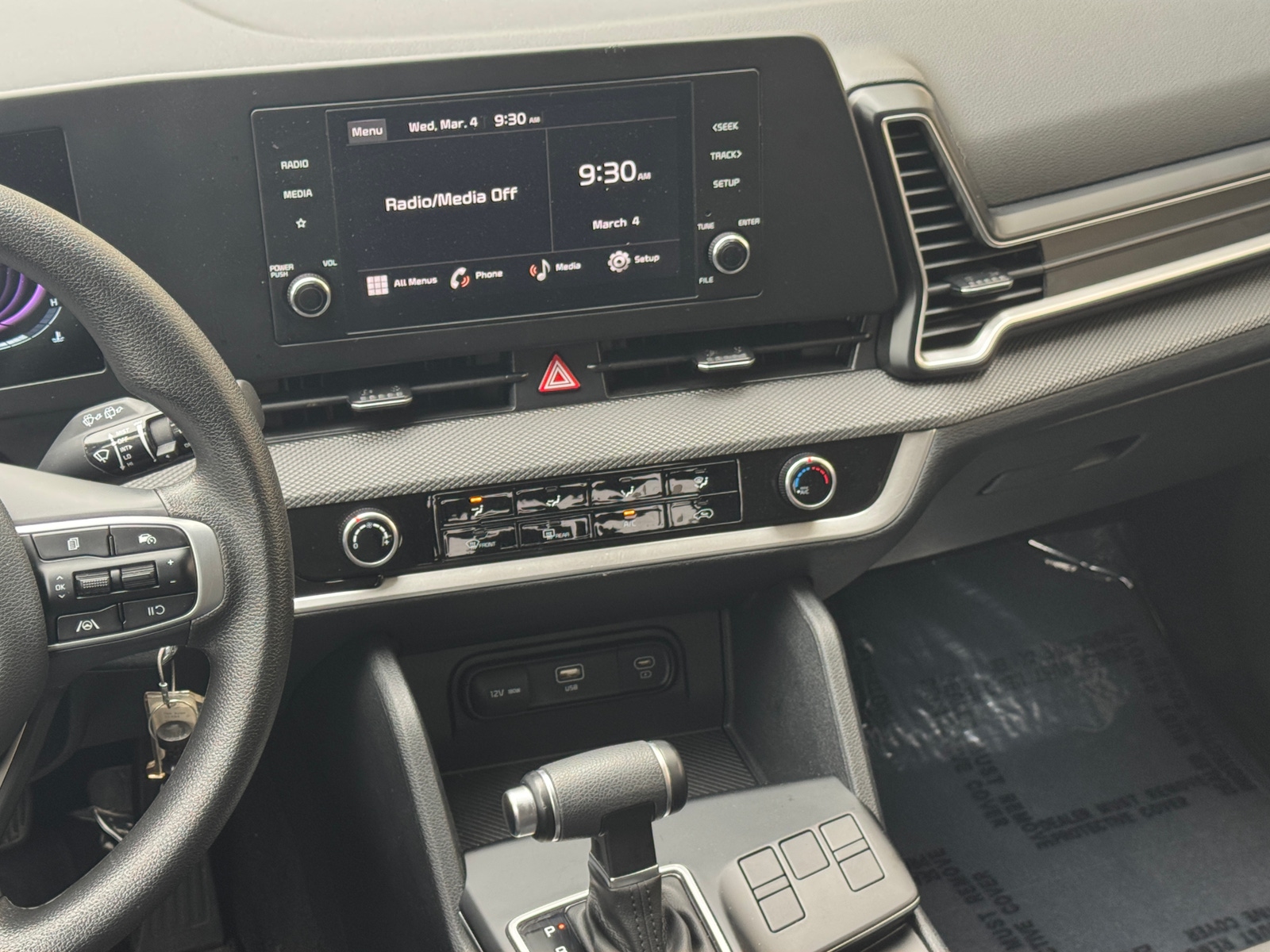 Thumbnail: 2025 Kia Sportage - 4