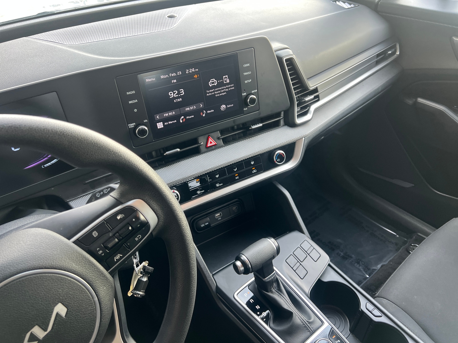 Thumbnail: 2025 Kia Sportage - 4